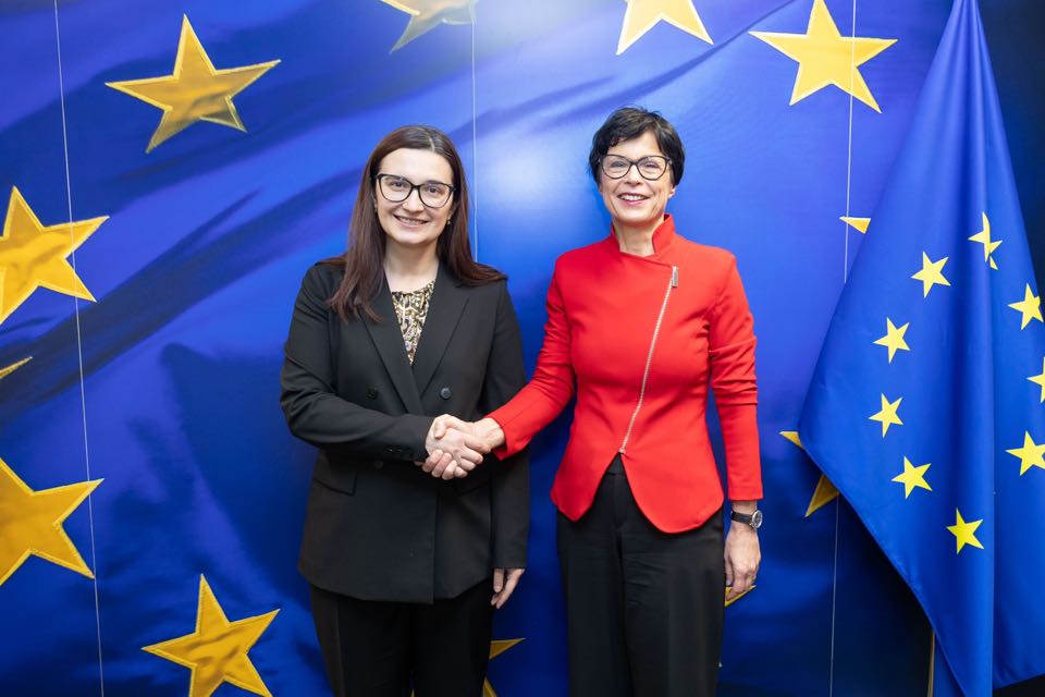 Cristina Gherasimov and Marta Kos